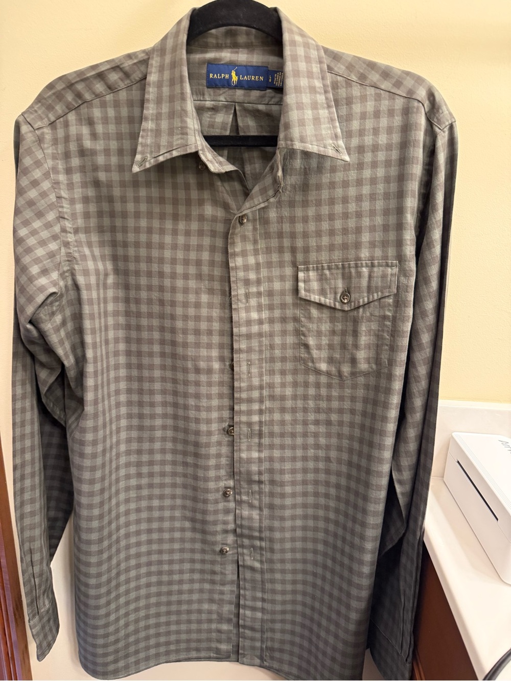 🎉 Ralph Lauren Plaid Long-Sleeve Button-Down Shirt